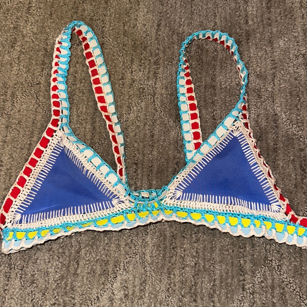 Kiini bikini top